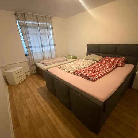 Cosy I 4 Beds I 3 I Parking Apartment Bielefeld